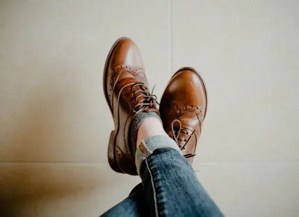 Breite und extraweite Schuhe – einfach mehr Fußraum